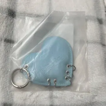 ILLIT Glitter day 하트 키링