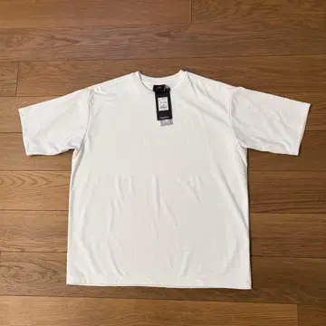 New Balance 뉴발란스 MET24 Basic Tee