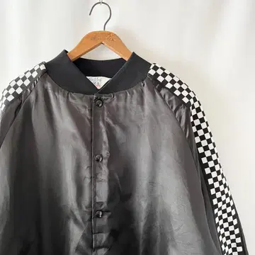 80s 체크 무늬 깃발 나일론 새틴 바시티 자켓 USA제 빈티지