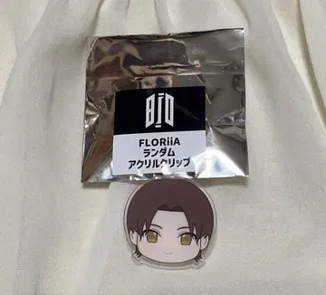 BUDDiiS YUMA 아크릴 클립