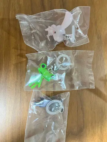 도코데모 잇쇼 메지루시 액세서리 준, 리키, 쿠로