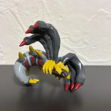 몬코레 기라티나 오리진 형태 포켓몬 피규어