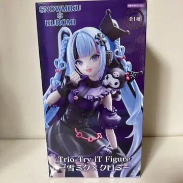 유키 미쿠 x 쿠로미 피규어