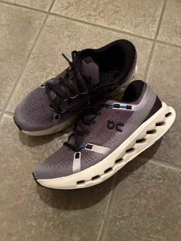 온 On 클라우드 서퍼 2 남성용 러닝화