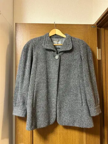 그레이 헤링본 코트