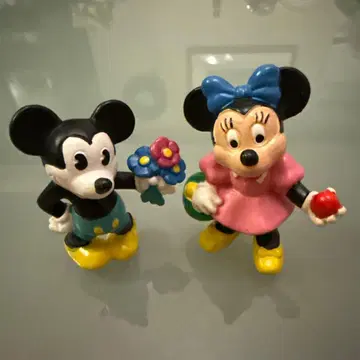 미키와 미니의 빈티지 미니 인형 BULLYLAND사