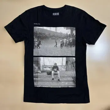 미국 브루클린의 아트 디케이드(Art Decades)로부터 온 패키지