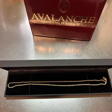 AVALANCHE 골드 로프 체인 목걸이