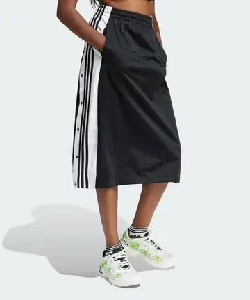 adidas 아디 블레이크 사이드 버튼 타이츠 스커트
