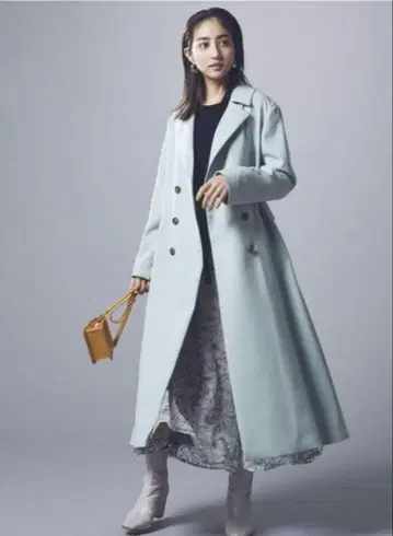 JUSGLITTY 백 볼륨 더블 코트