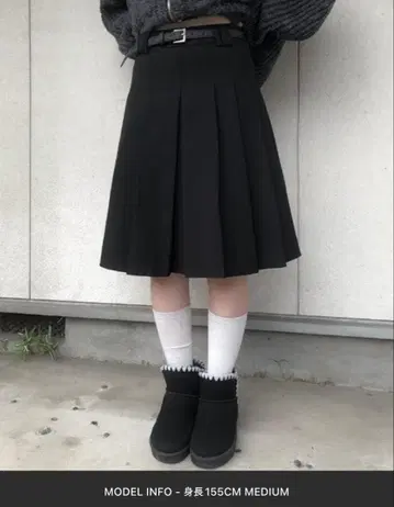 anyonemore 미디 박스 플리츠 스커트