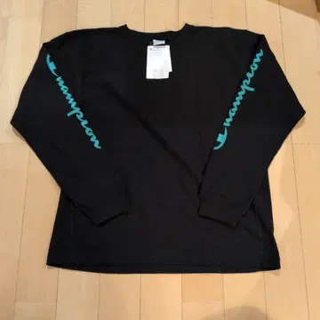 새상품 사이즈 L 챔피온 Champion C3-R404 블랙