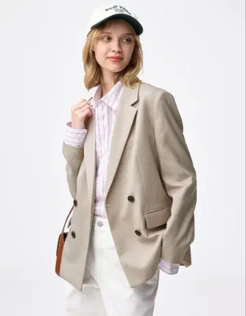 GU 더블 브레스트 자켓 베이지