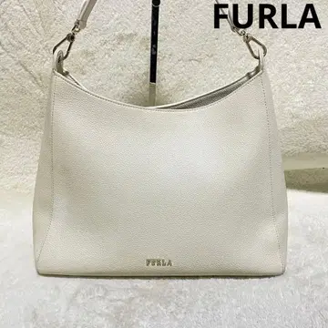 컨디션 최상 FURLA 훌라 원숄더 화이트 주름 가죽 COMETA 호보