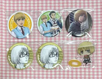 진격의 거인 캔뱃지 아크릴 스탠드 알민