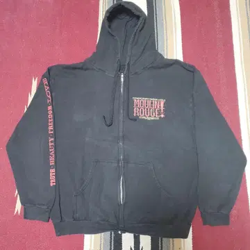 Moulin Rouge 블랙 후드티