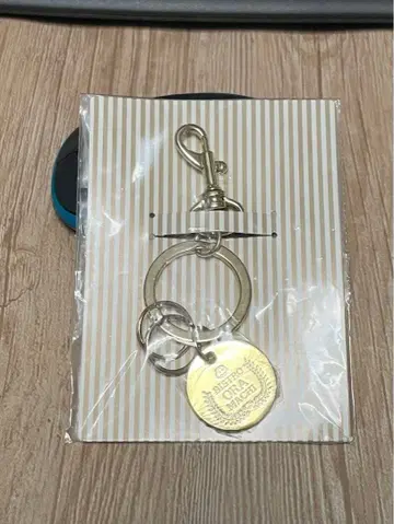 짱구는 못말려 비스트로 오라 마치 골드 키링