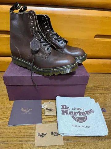 닥터마틴 영국제 1460 PASCAL 호윈사 가죽 UK9