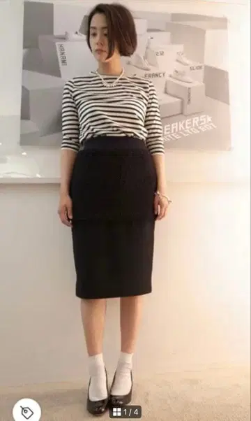 petite robe noire 쁘띠 로브 노아르 스커트