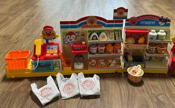 호빵맨 놀이 세트 묶음 판매! 편의점, 빵 공장, 회전 초밥