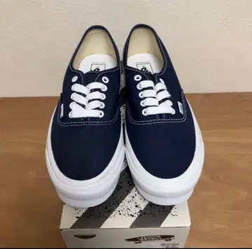 vans vault 오센틱 네이비 미사용