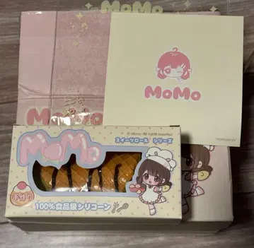 MoMo 롤케이크 시리즈 스퀴즈