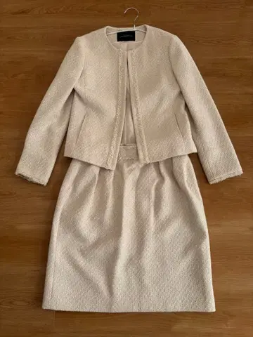 그린 라벨 릴랙싱 유나이티드 애로우즈 트위드 노카라 수트