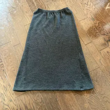 트라바유 매뉴얼 스커트