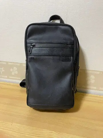 MOUSTACHE 바디백 숄더백 블랙 새상품급