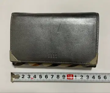 새상품 DAKS 접이식 지갑 실버