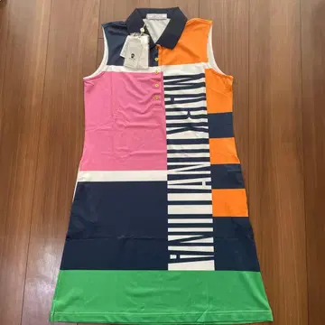 MARK & LONA 슬리브리스 원피스 멀티 컬러