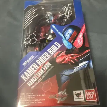 S.H.Figuarts 가면라이더 빌드 래빗탱크 폼