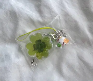 산리오 시크릿 클로버 스트랩 포근포근 냥코