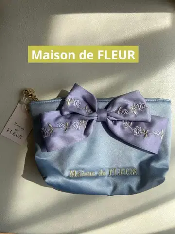 Maison de FLEUR 리본 포함 파우치 S
