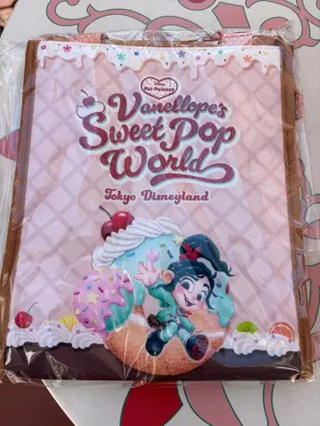 디즈니 파르팔루자 바넬로피 수베니어 런치 케이스 2026