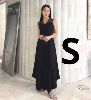 SWITCHING CONSTRUCTION ROMPERS