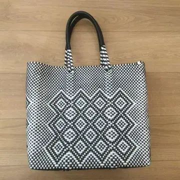 레이디 파올라 멜카도 백