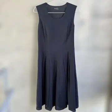 Margaret Howell 네이비 슬리브리스 원피스