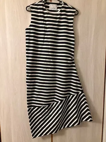 08sircus 스트라이프 슬리브리스 원피스