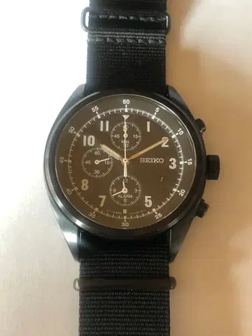 세이코 & 논네이티브 콜라보 크로노그래프