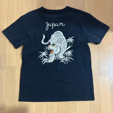 [레어 L] 테일러 동양 스카T셔츠 백호 백 자수 블랙 동양 엔터프라이즈