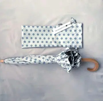 선배리어100 완전 차광 접이식 양산 2단 접이식 도트 무늬 프릴