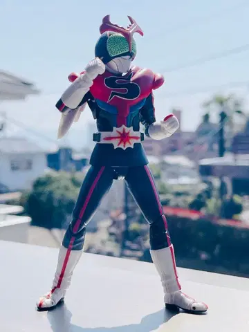 S.H.Figuarts 가면라이더 스트롱거 (구판)