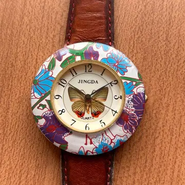 작동 미확인 JINGDA 손목시계 꽃무늬 나비 디자인 쿼츠 가죽 벨트