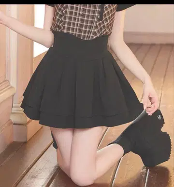 미셸 마카롱 블랙 스커트 S 사이즈