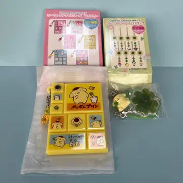 산리오 시크릿 클로버 스트랩 타일풍 미니 거울 폼폼푸딩