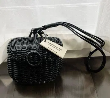 뷰티풀피플 와이드 튜브 니팅 미니 숄더백