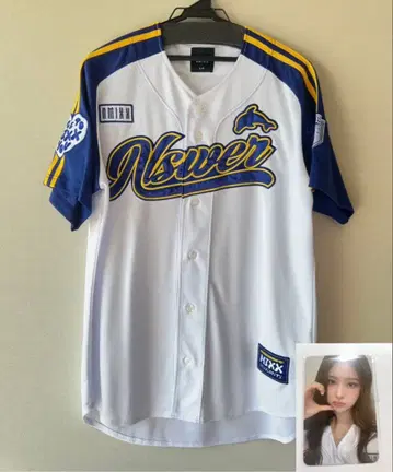 솔윤 팬콘 유니폼 트레이딩 카드