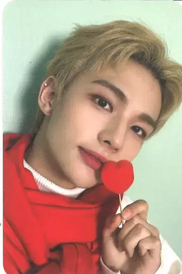 StrayKids WAVE15 Hyunjin NACIFIC 콜라보 하트봉