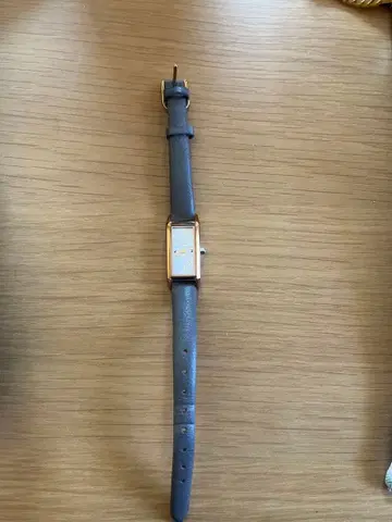 ete 그레이 가죽 손목시계 직사각형 케이스